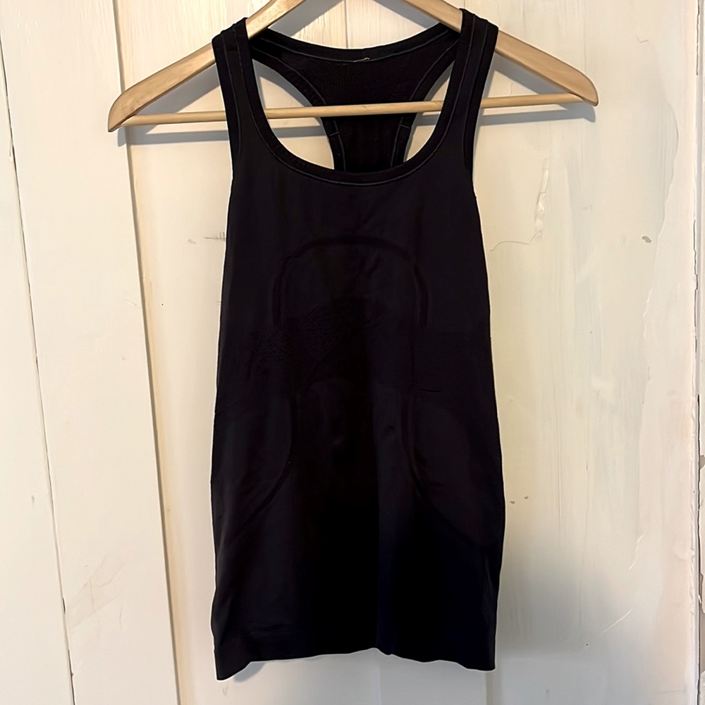 Black Lululemon Swiftly Tank.